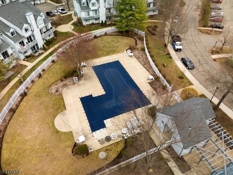 THE MEADOWS - Residential