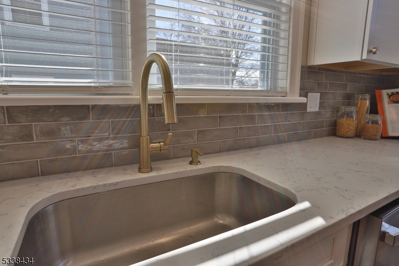 Clinton Twp., New Jersey 08801, United States, 2 Bedrooms Bedrooms, ,1 BathroomBathrooms,Residential,Active,3935