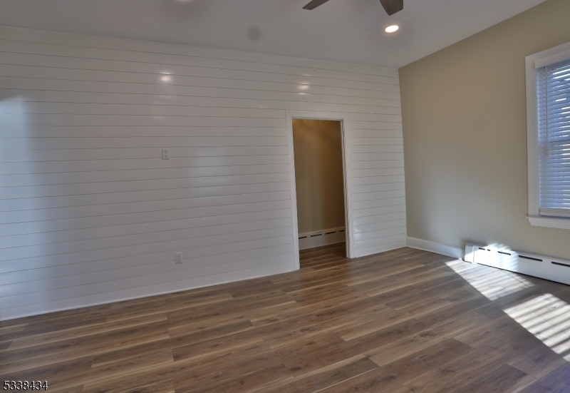 Clinton Twp., New Jersey 08801, United States, 2 Bedrooms Bedrooms, ,1 BathroomBathrooms,Residential,Active,3935