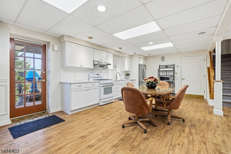 Rolling Hills - Residential