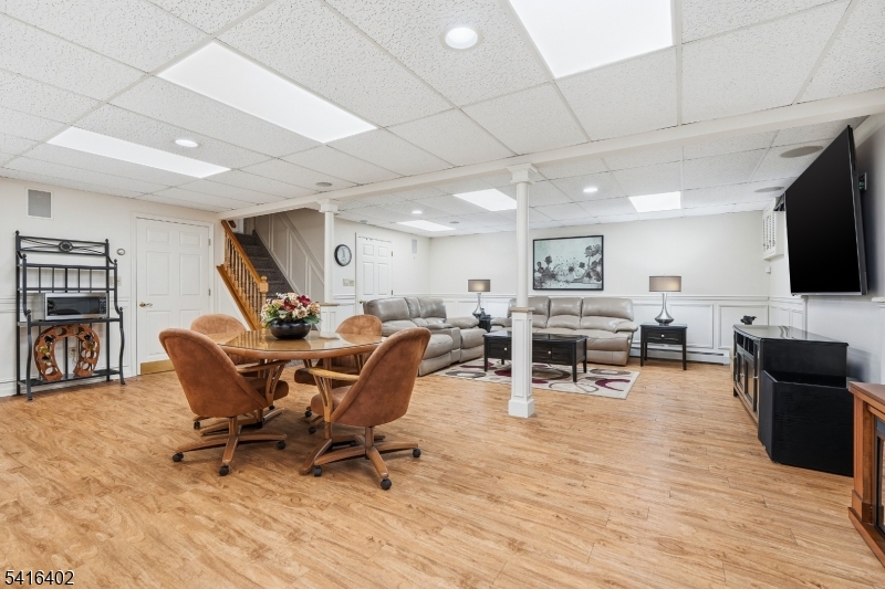 Rolling Hills - Residential