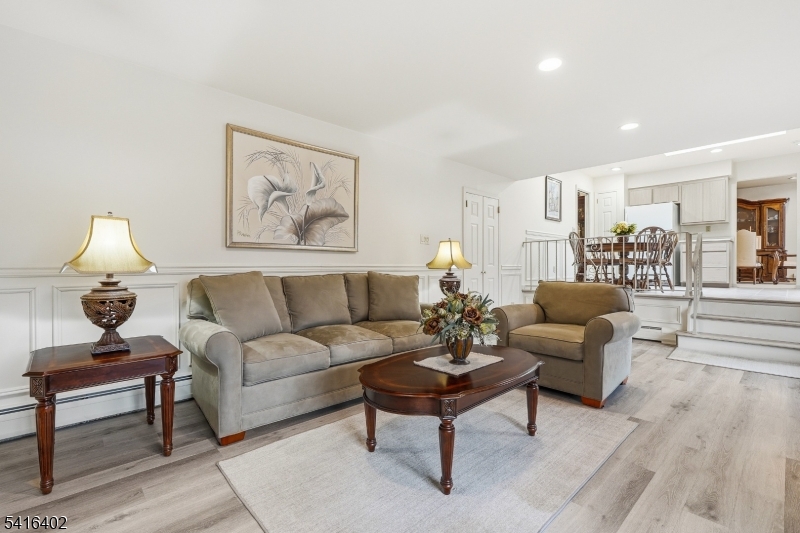 Rolling Hills - Residential