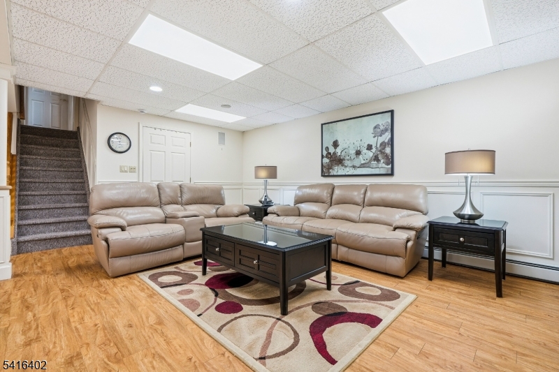 Rolling Hills - Residential