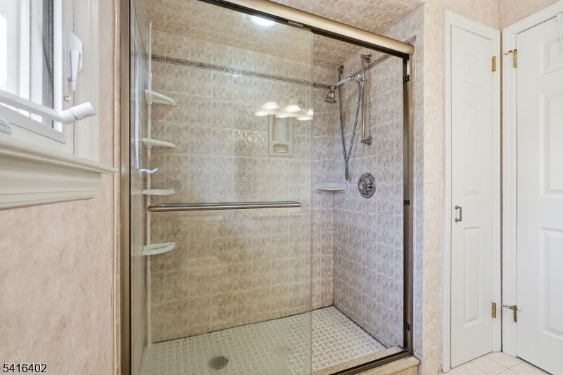 Rolling Hills - Residential