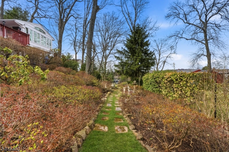 Rolling Hills - Residential