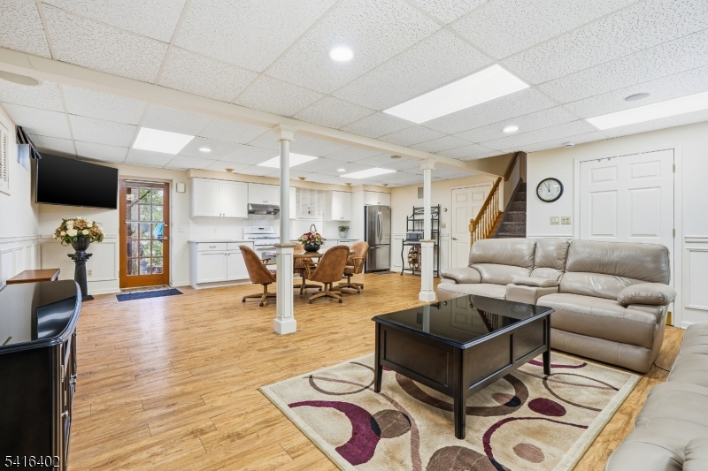 Rolling Hills - Residential