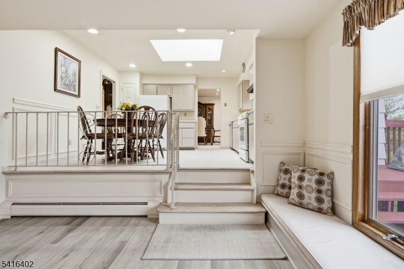 Rolling Hills - Residential