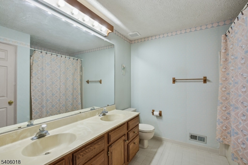 PRINCETON VILLAGE - Residential