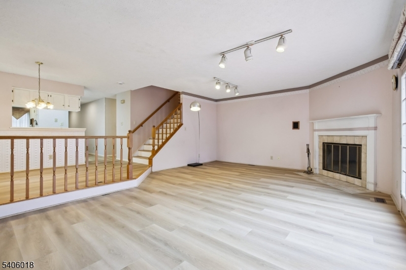 PRINCETON VILLAGE - Residential