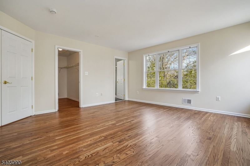 Pike Run Villas - Residential