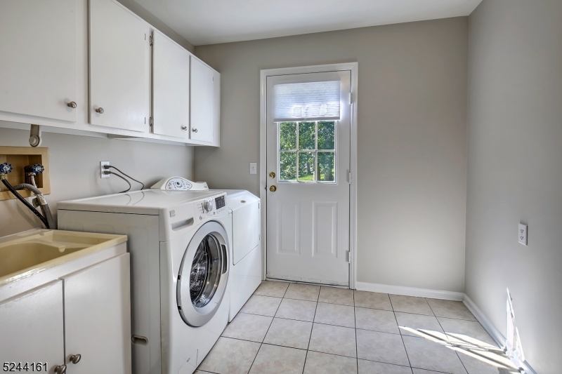 The Summit - Residential