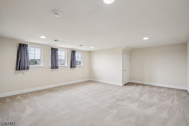 River Walk - Residential