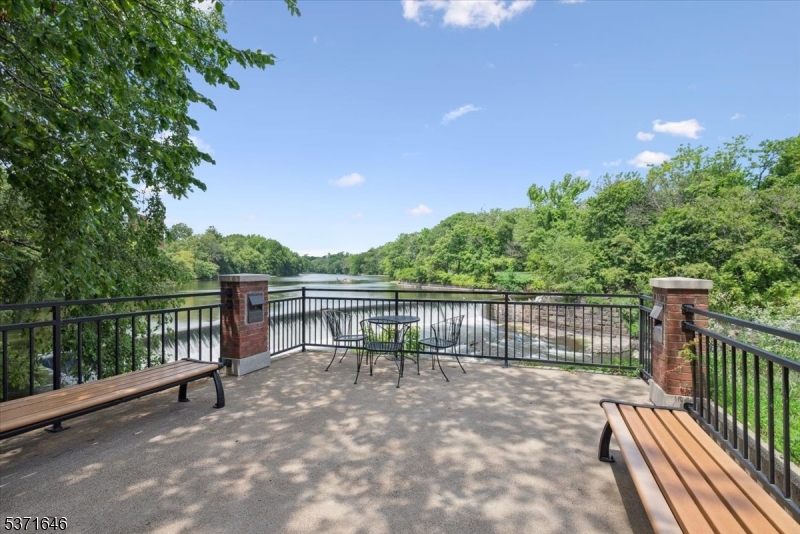 THE MILLS - Residential