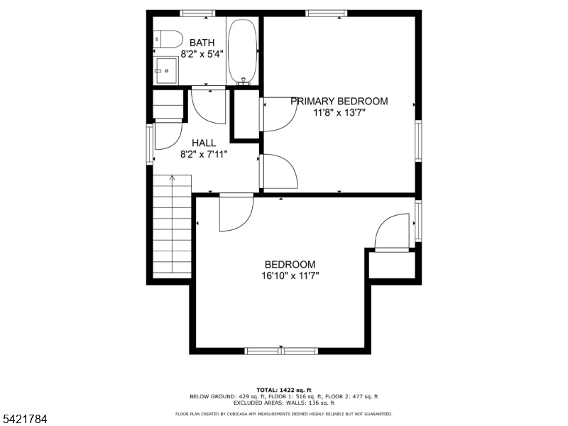 Main image without alt text