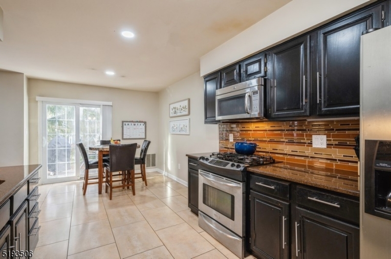 STONEVIEW - Residential