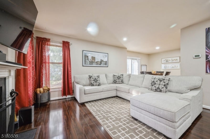 STONEVIEW - Residential