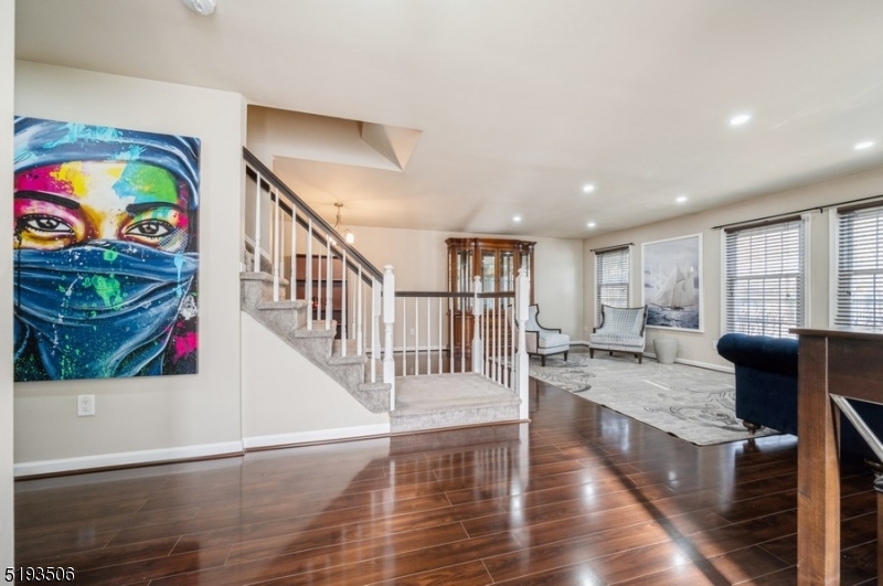 STONEVIEW - Residential