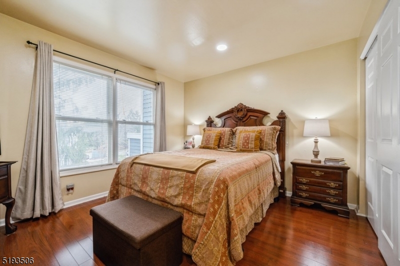 STONEVIEW - Residential