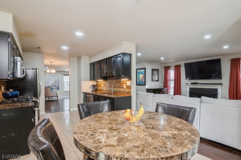 STONEVIEW - Residential