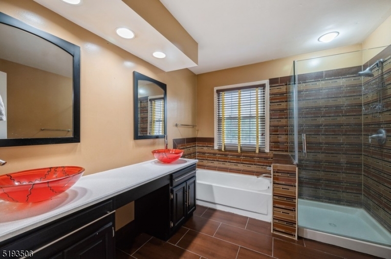 STONEVIEW - Residential