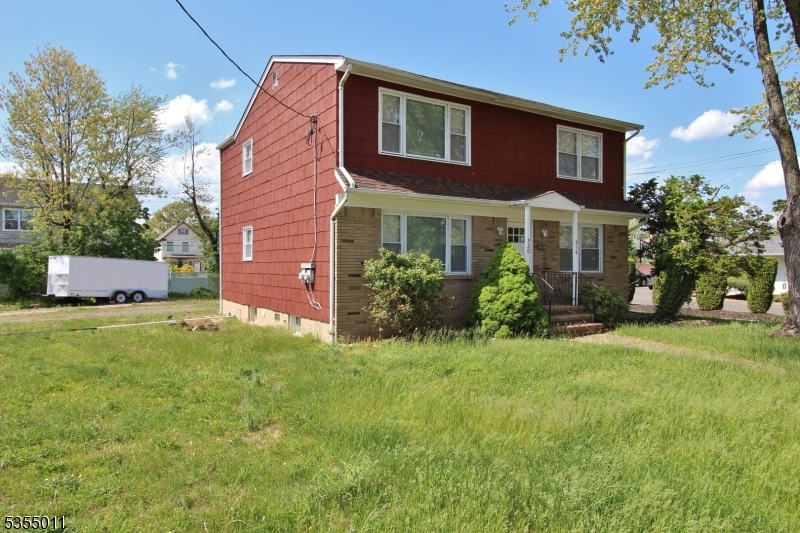 South Plainfield Boro, New Jersey 07080, United States, 2 Bedrooms Bedrooms, ,1 BathroomBathrooms,Residential,Active,123157