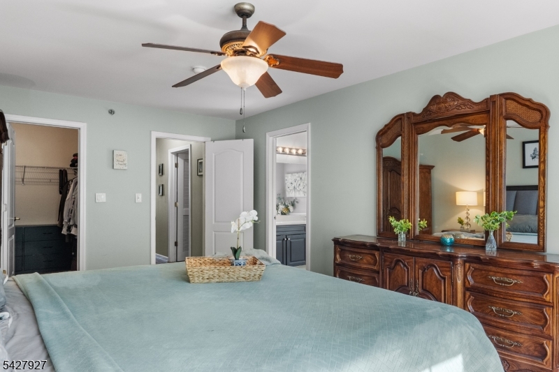 Sun Valley at Pompton - Residential