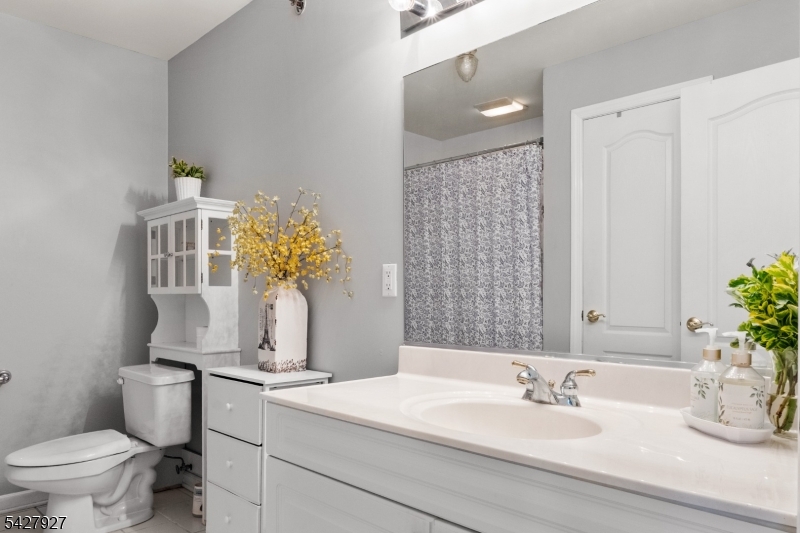 Sun Valley at Pompton - Residential