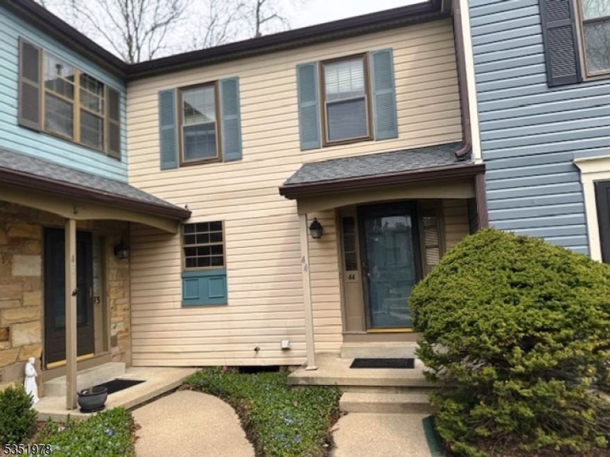 2-Bedroom Townhome with Fireplace & Community Pool! Welcome to your new home! This townhome offers the perfect blend of comfort and convenience. Featuring 2 spacious bedrooms, 2 full bathrooms, and a convenient half bath for guests, this home is ideal for modern living.Enjoy a cozy evening in the living room with a fireplace, perfect for relaxing or entertaining. The open layout also includes a dining area and a well-appointed kitchen. Sliding glass doors leading to your patio, great for outdoor dining or morning coffee.