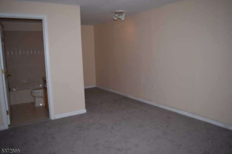 Hunting Ridge - Residential Lease