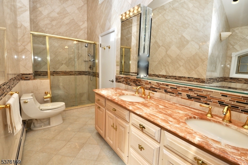 Kensington Wood - Residential