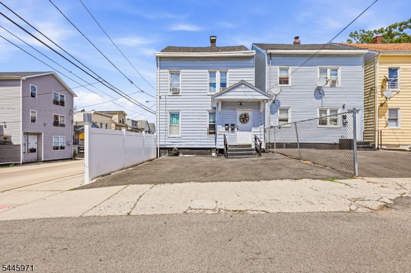 Photo 1 of 19 — 1 Park Pl, Paterson City, NJ 07524