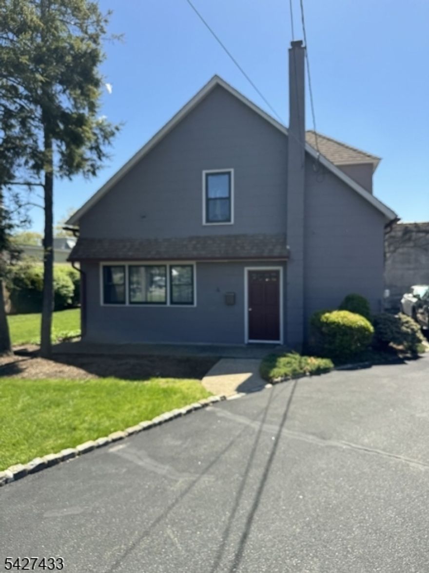 Three Bedroom house with one & half bathroom updated EIK , gowning out to Private side yard two bed rooms in 1st FL one Bed room in 2nd FL  with tow car parking back to back.super convenient location.