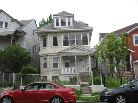MLS: 3957312