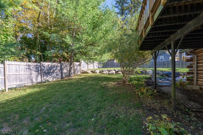 Pinecliff Lake - Residential