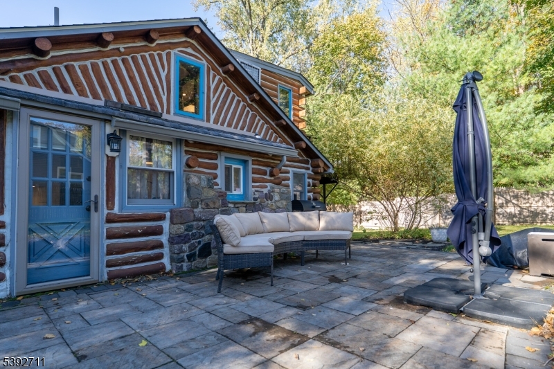 Pinecliff Lake - Residential