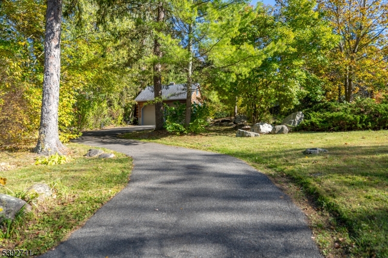 Pinecliff Lake - Residential