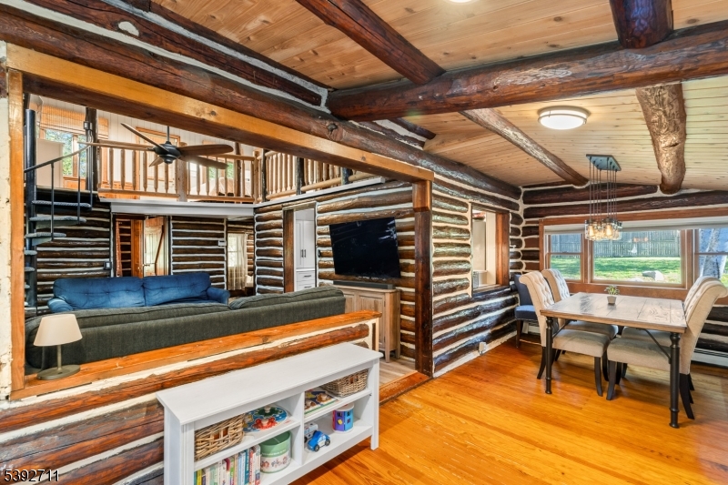 Pinecliff Lake - Residential