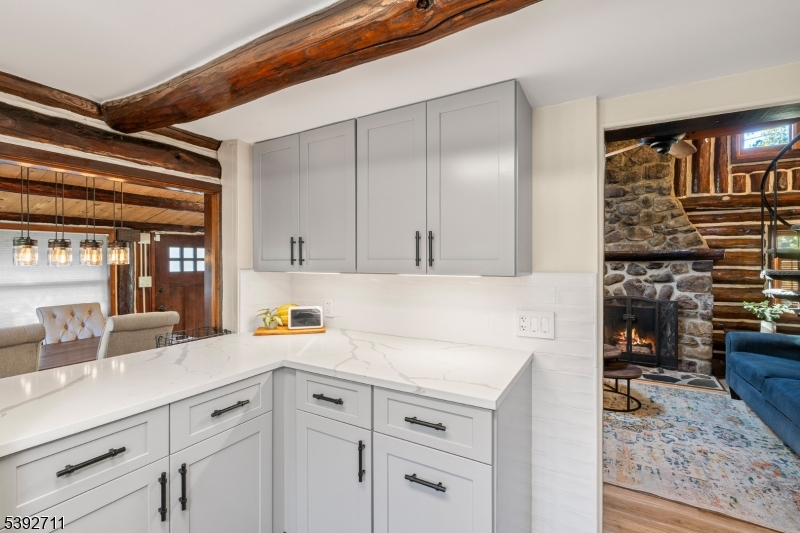 Pinecliff Lake - Residential