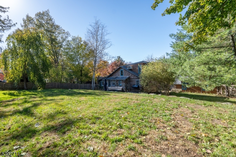 Pinecliff Lake - Residential