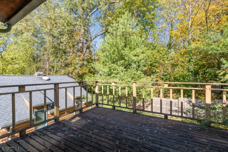 Pinecliff Lake - Residential