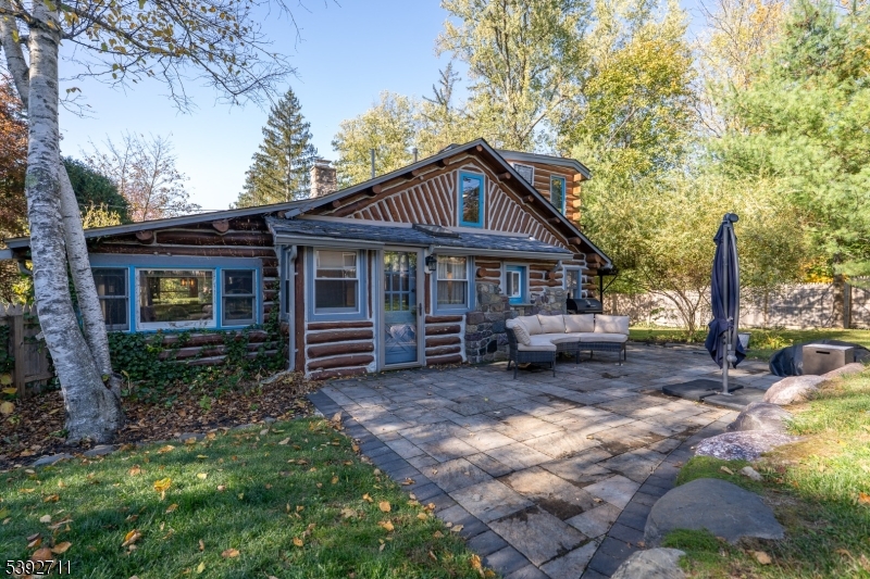 Pinecliff Lake - Residential