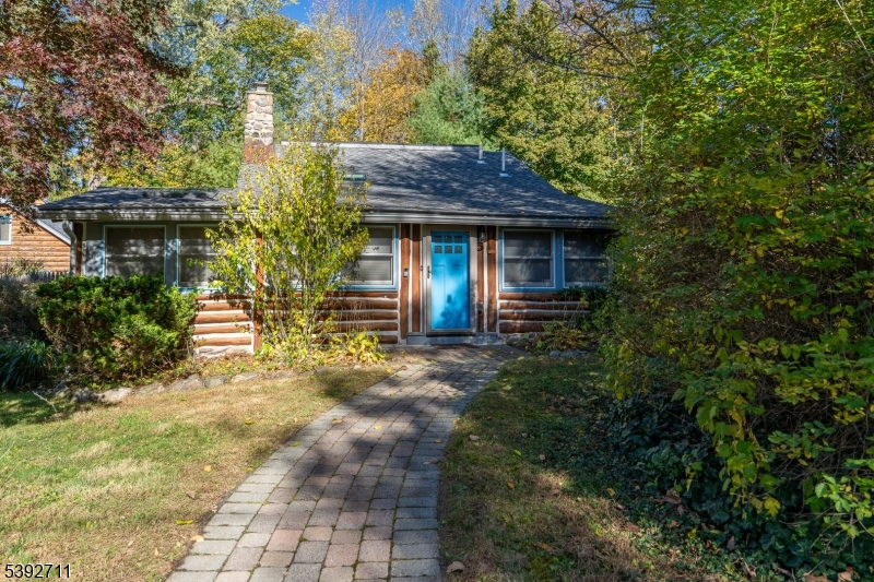 Pinecliff Lake - Residential