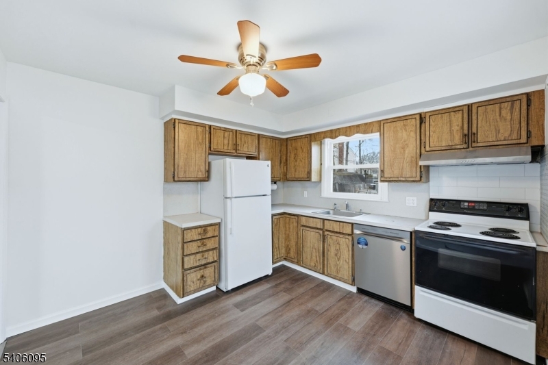 Lake Hiawatha - Residential Lease