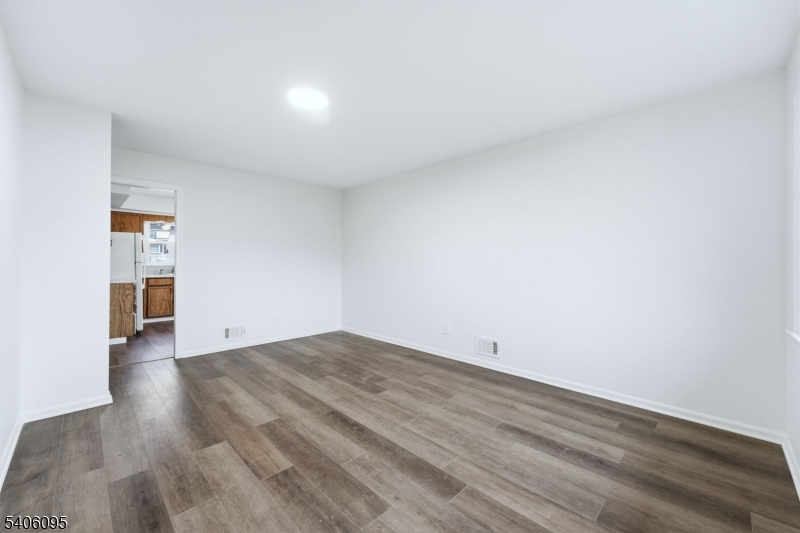 Lake Hiawatha - Residential Lease