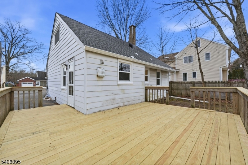 Lake Hiawatha - Residential Lease