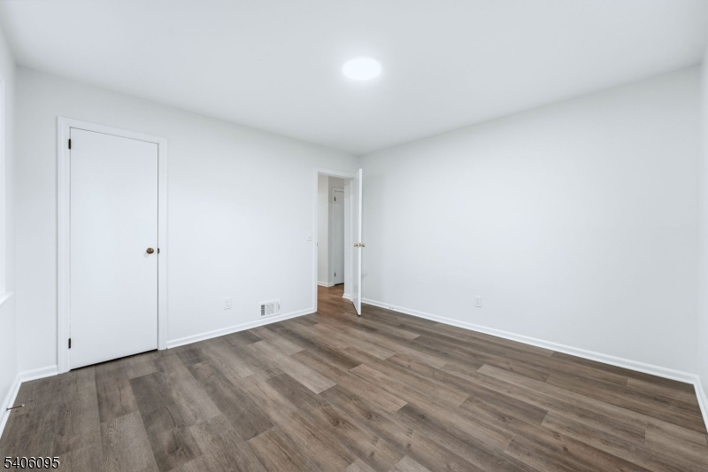 Lake Hiawatha - Residential Lease