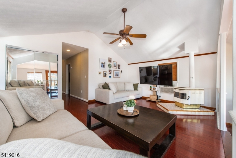 Rock Ridge - Residential Lease