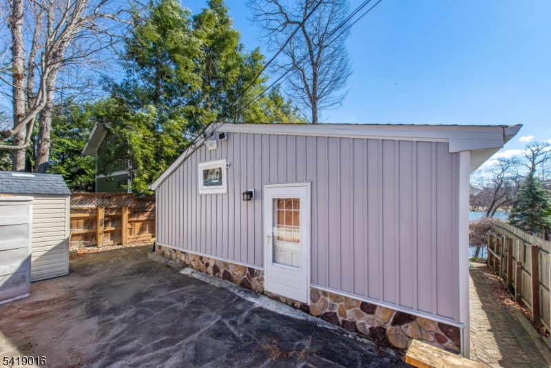 Rock Ridge - Residential Lease