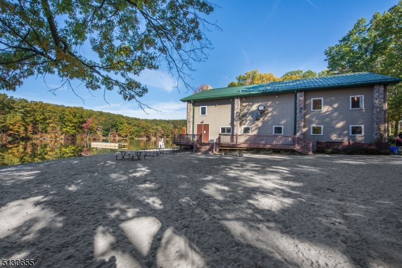 Rock Ridge - Residential Lease