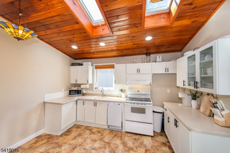 Rock Ridge - Residential Lease